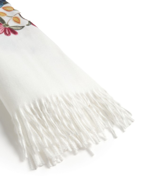 Cachecol Bordado com Franjas