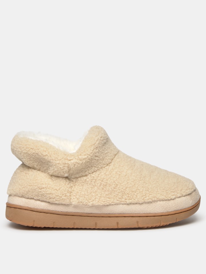 Pantufas de cano alto