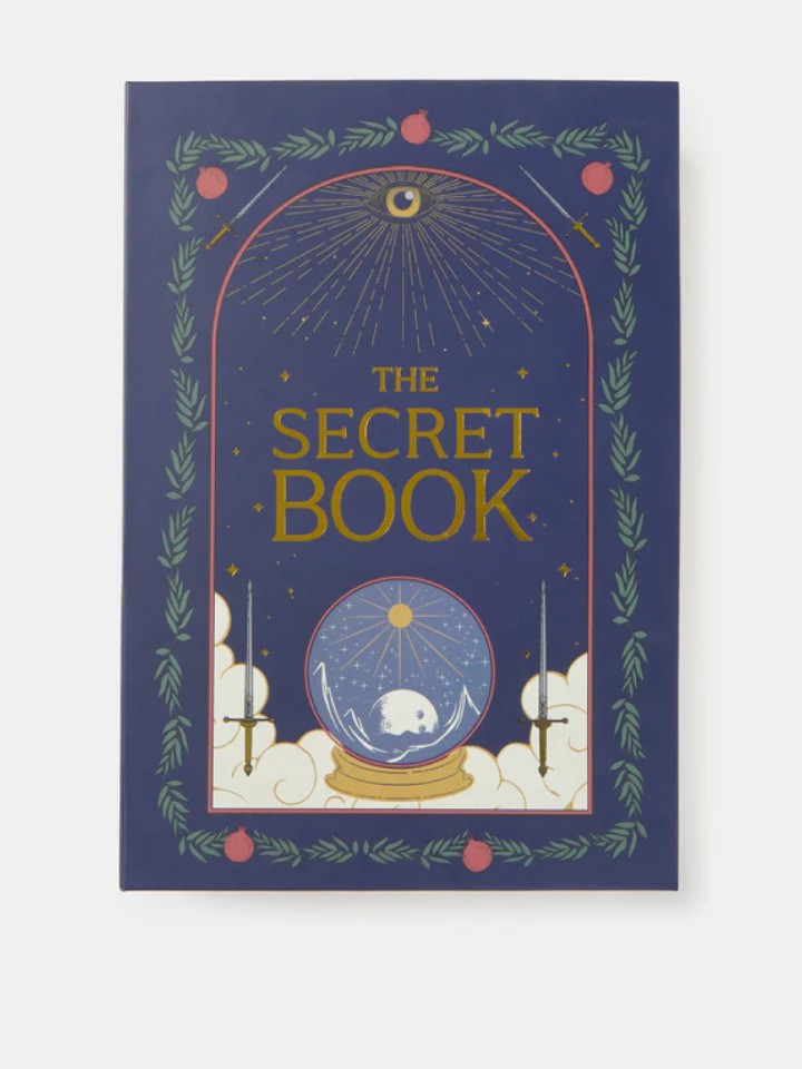 Cofre em formato de livro