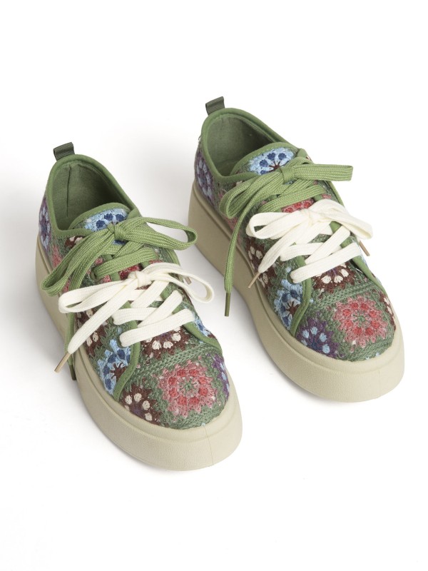 Tenis em Croche com Plataforma Tenis em Croche com Plataforma