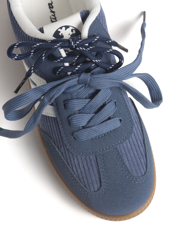 Sapatilha Casual em Material Canelado Sapatilha Casual em Material Canelado