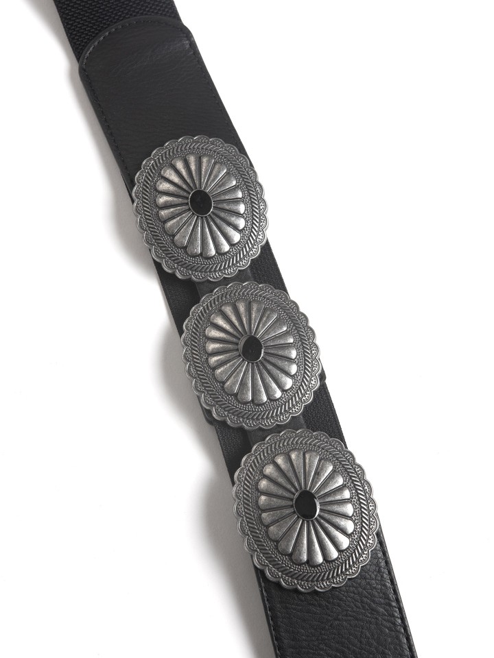 Cinto Elastico  com medalhoes metalicos