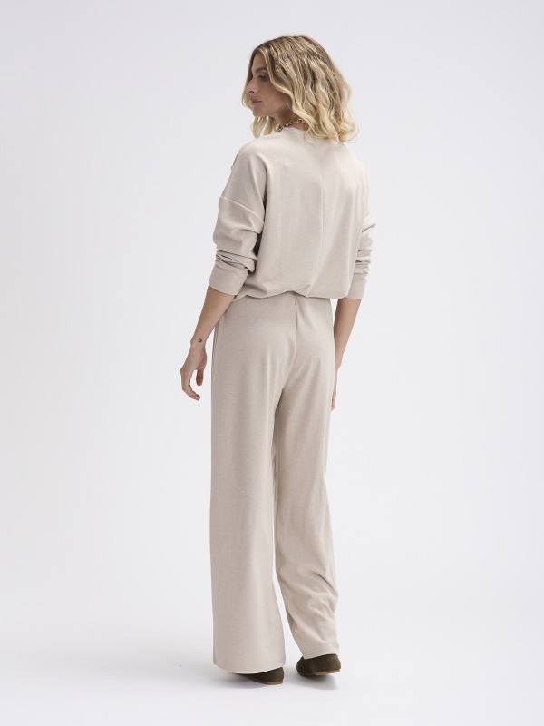 Calcas Corte Direito