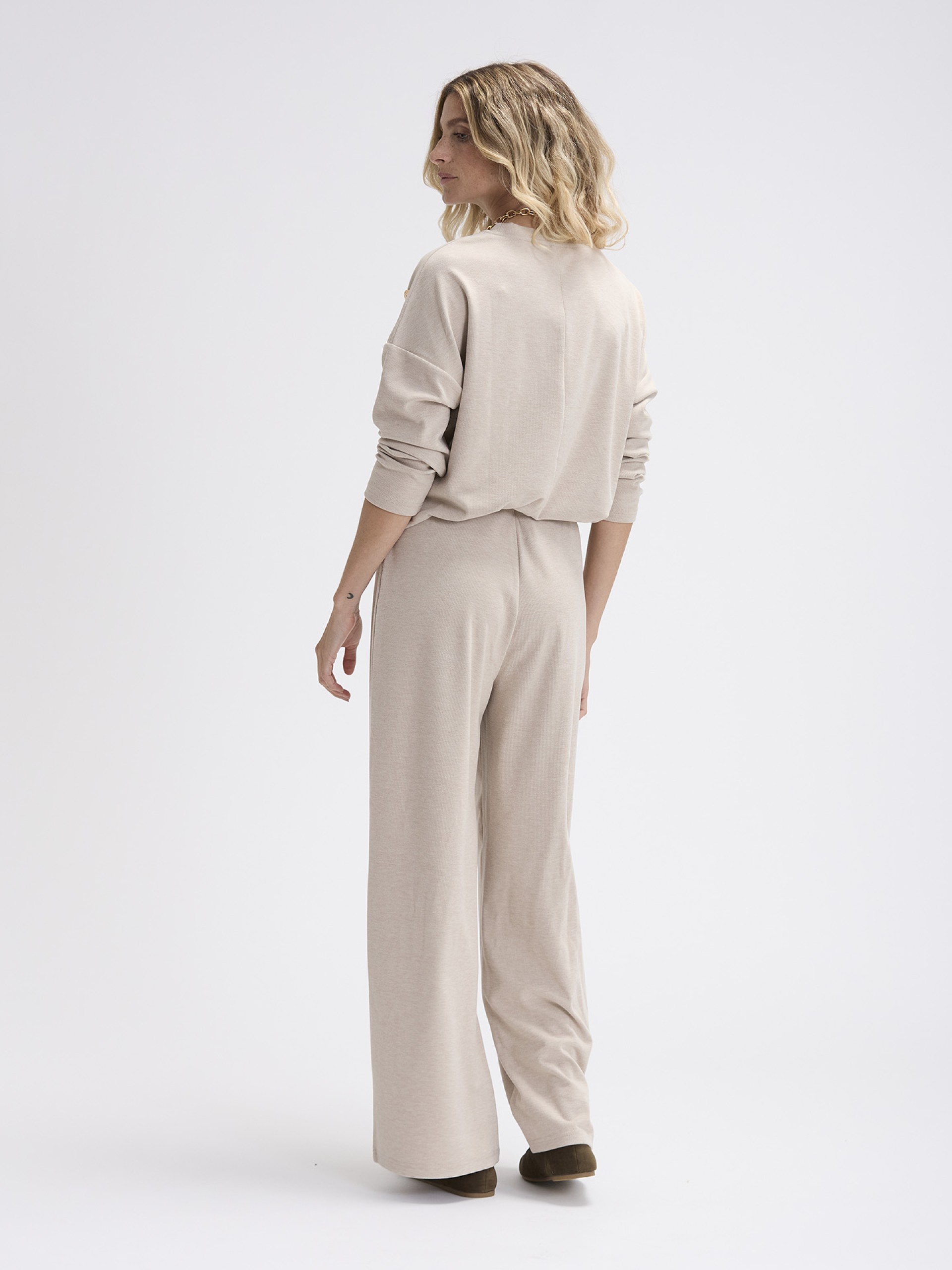 Calcas Corte Direito