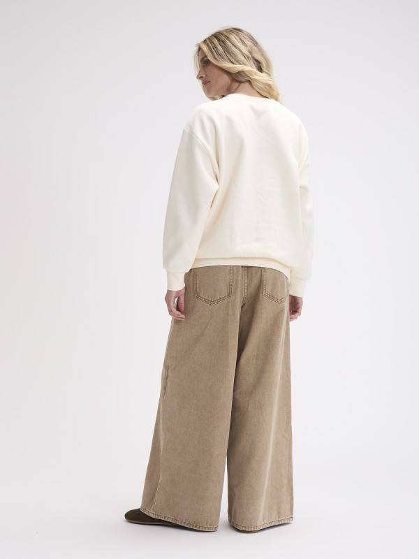 Sweatshirt Bordada Floral Sweatshirt Bordada Floral