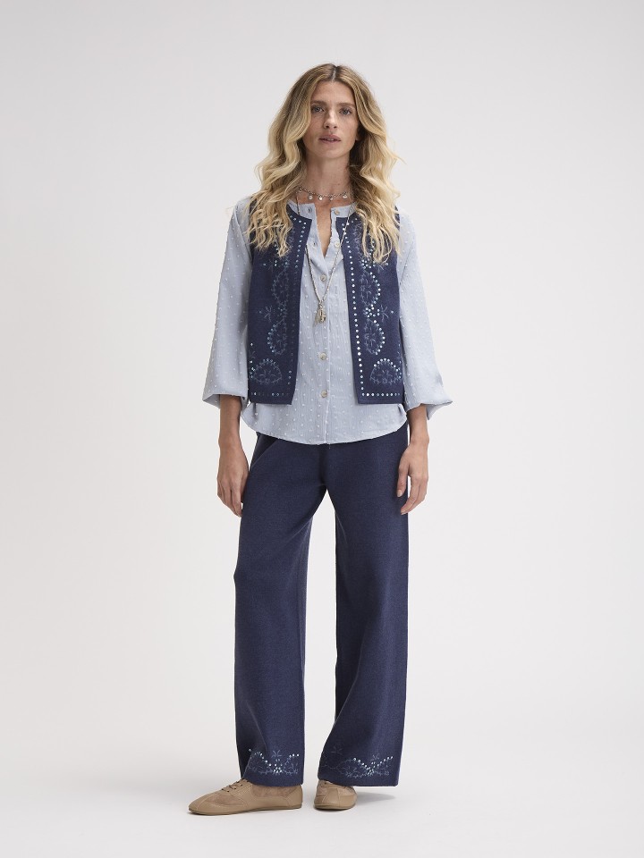 Calcas em Malha com Bordados