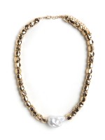 Colar Curto Dourado com Perola Central