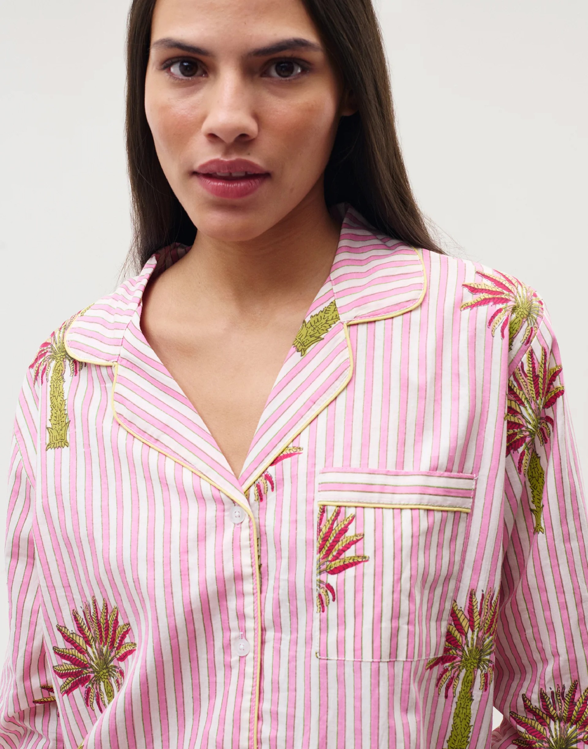 Conjunto de pijama Jaya Palms