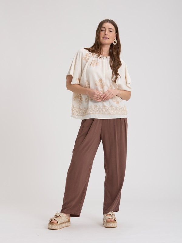 Poncho Bordado Poncho Bordado