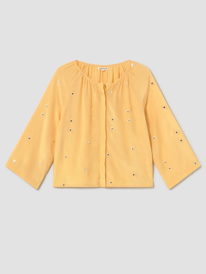 Blusa com espelhos