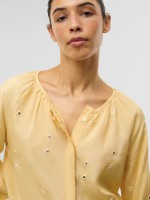 Blusa com espelhos