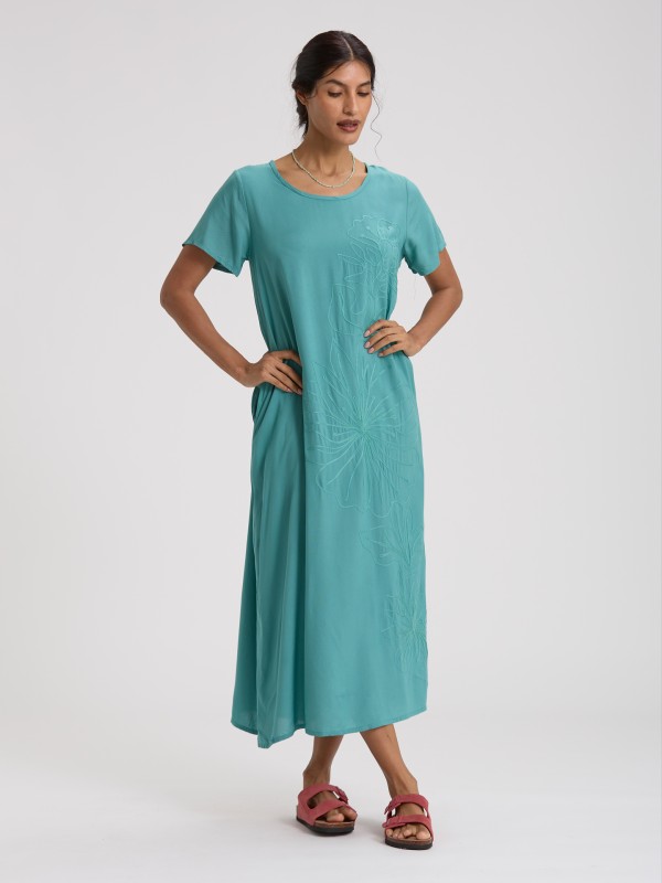 Vestido Comprido Bordado Floral