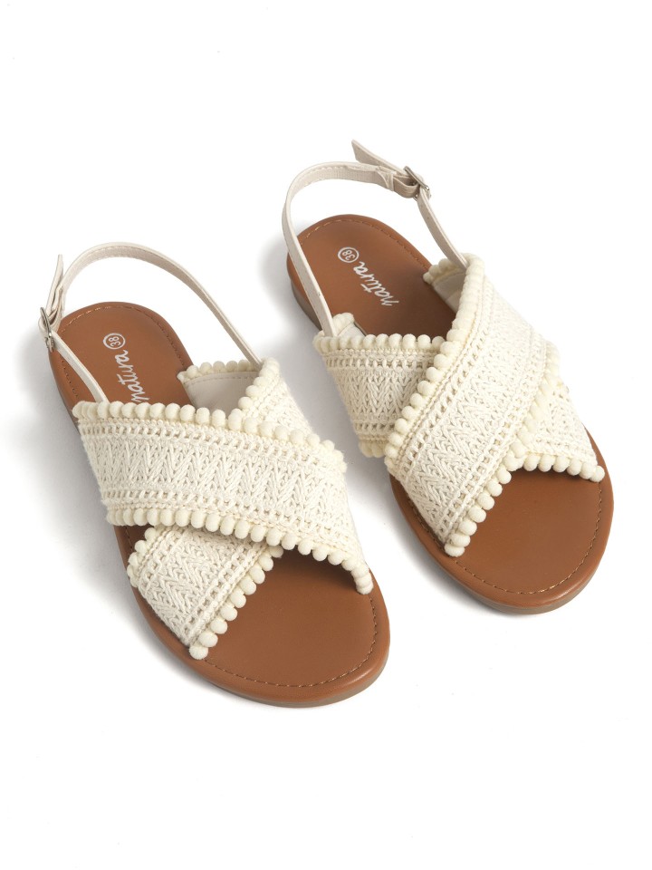 Sandalias Rasas Cruzadas