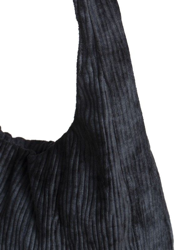 Mala Hobo em Tecido Plissado