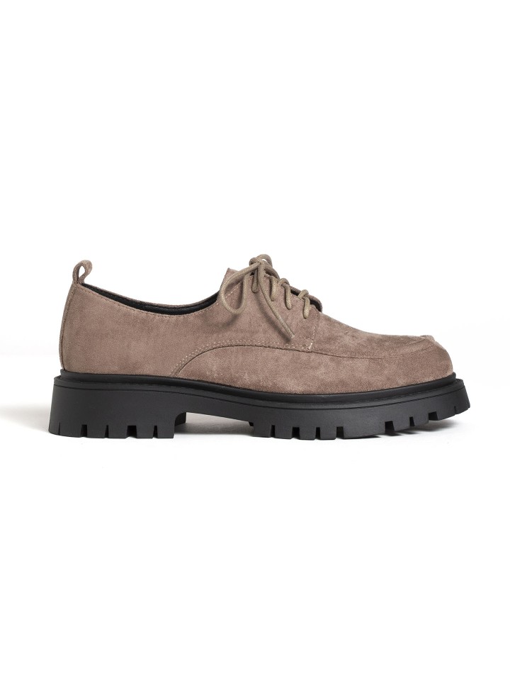 Sapatos em Efeito Camurca