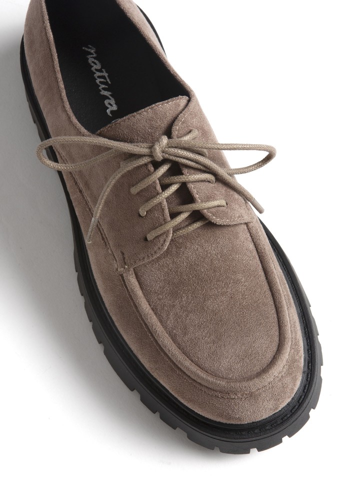 Sapatos em Efeito Camurca