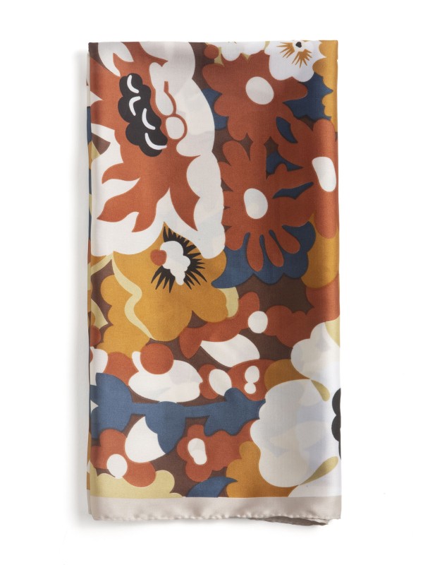 Lenco de Pescoco com Estampado Floral Lenco de Pescoco com Estampado Floral