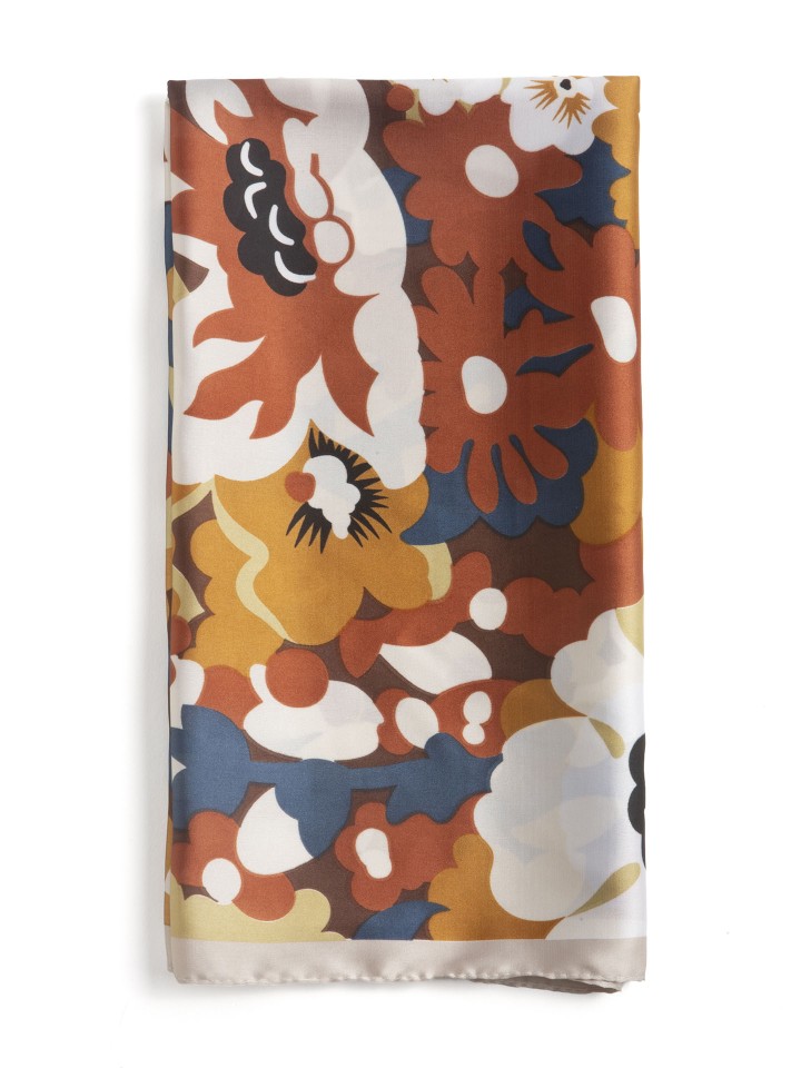 Lenco de Pescoco com Estampado Floral