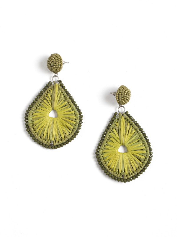 Brincos Pendentes com Detalhes de Missangas