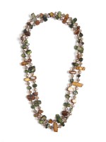 Colar com Pedras Naturais
