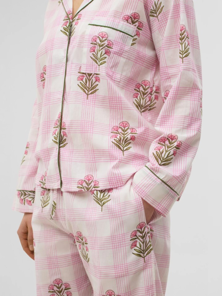 Conjunto de pijama Jaya Squares