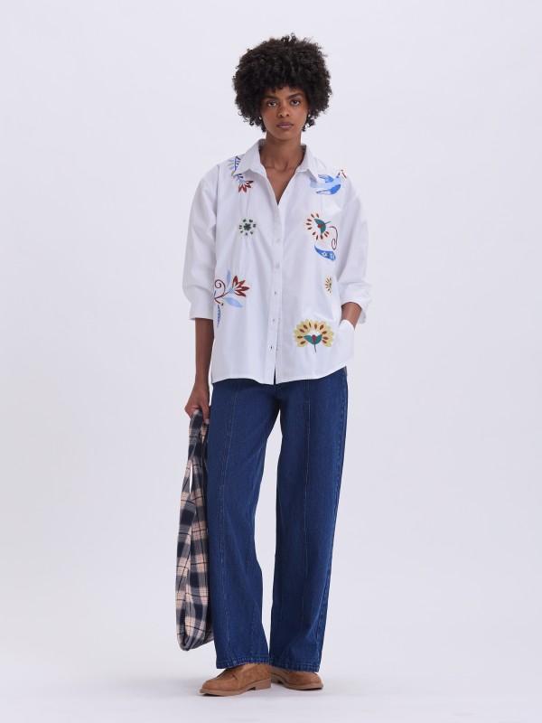 Camisa com Bordados em Algodao