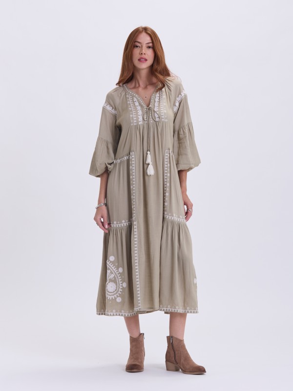 Vestido Comprido Bordado