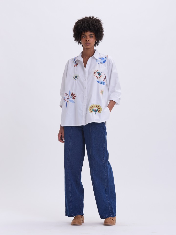 Camisa com Bordados em Algodao