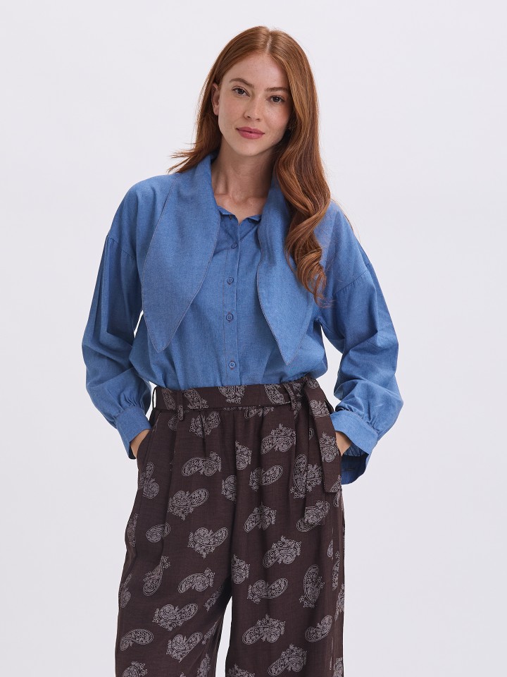 Blusa com Lacada