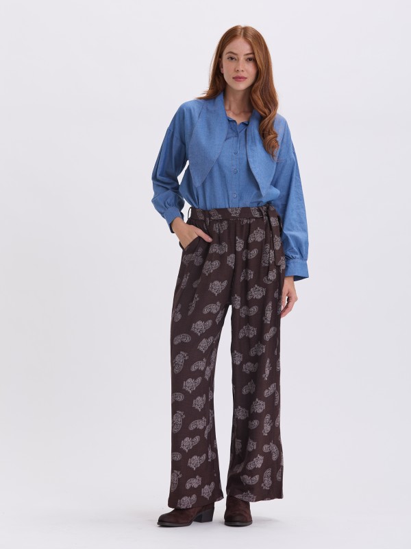 Blusa com Lacada