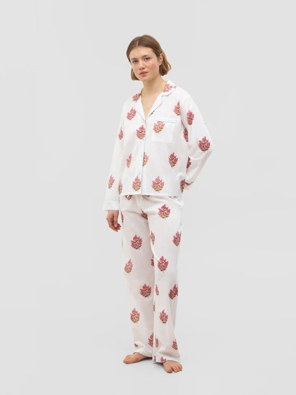 Pijama Jaya com Estampas Variadas Pijama Jaya com Estampas Variadas