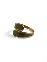 Anel com Acabamento Esmaltado