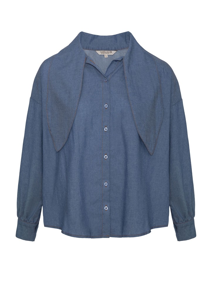 Blusa com Lacada