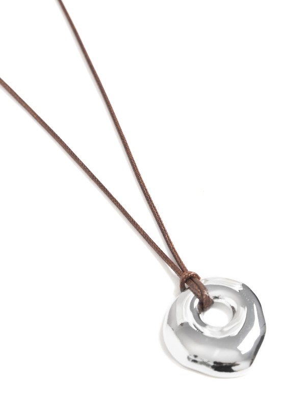 Colar com Pendente