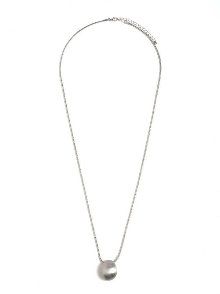 Colar com Pendente Metalico
