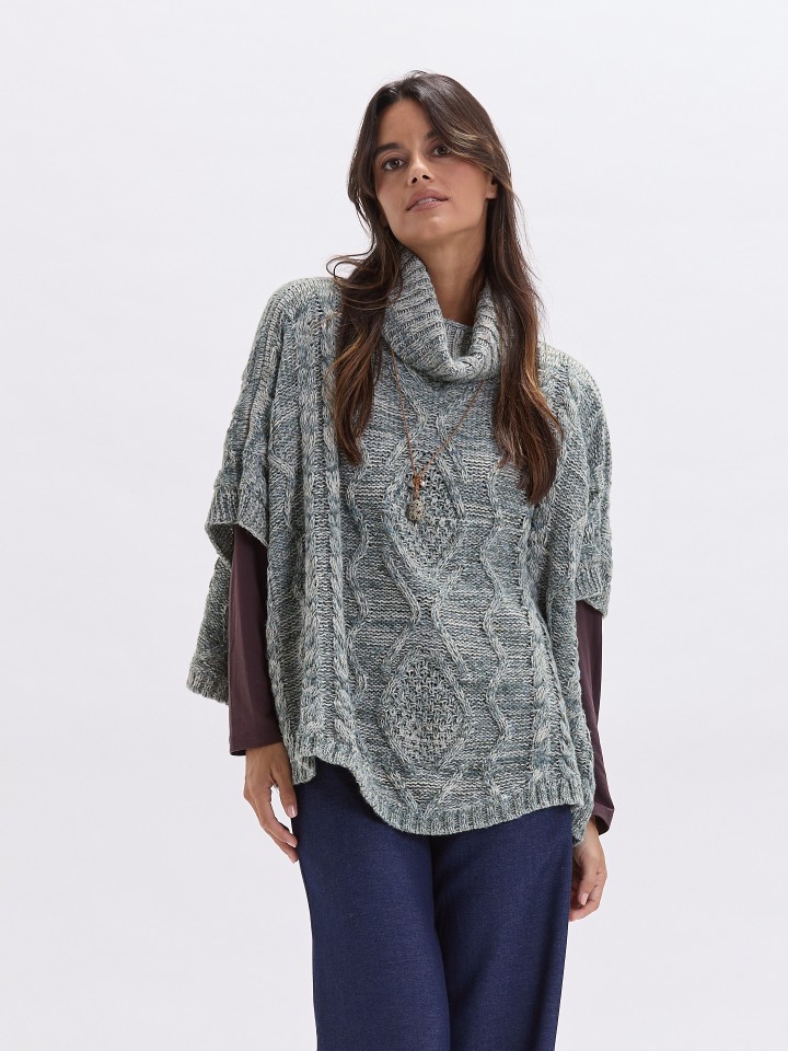Poncho com Gola